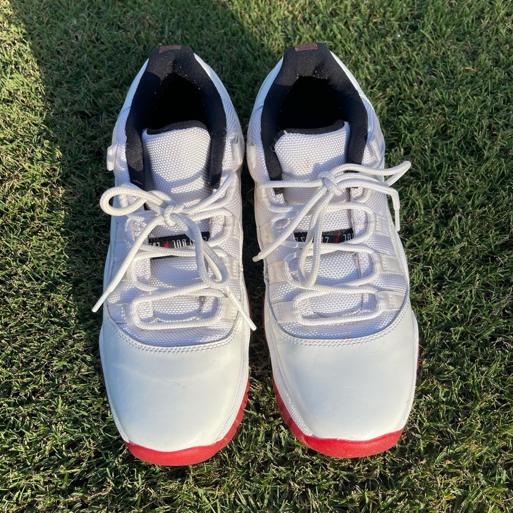 Air Jordan 11 Retro Low 'Cherry Bottom'